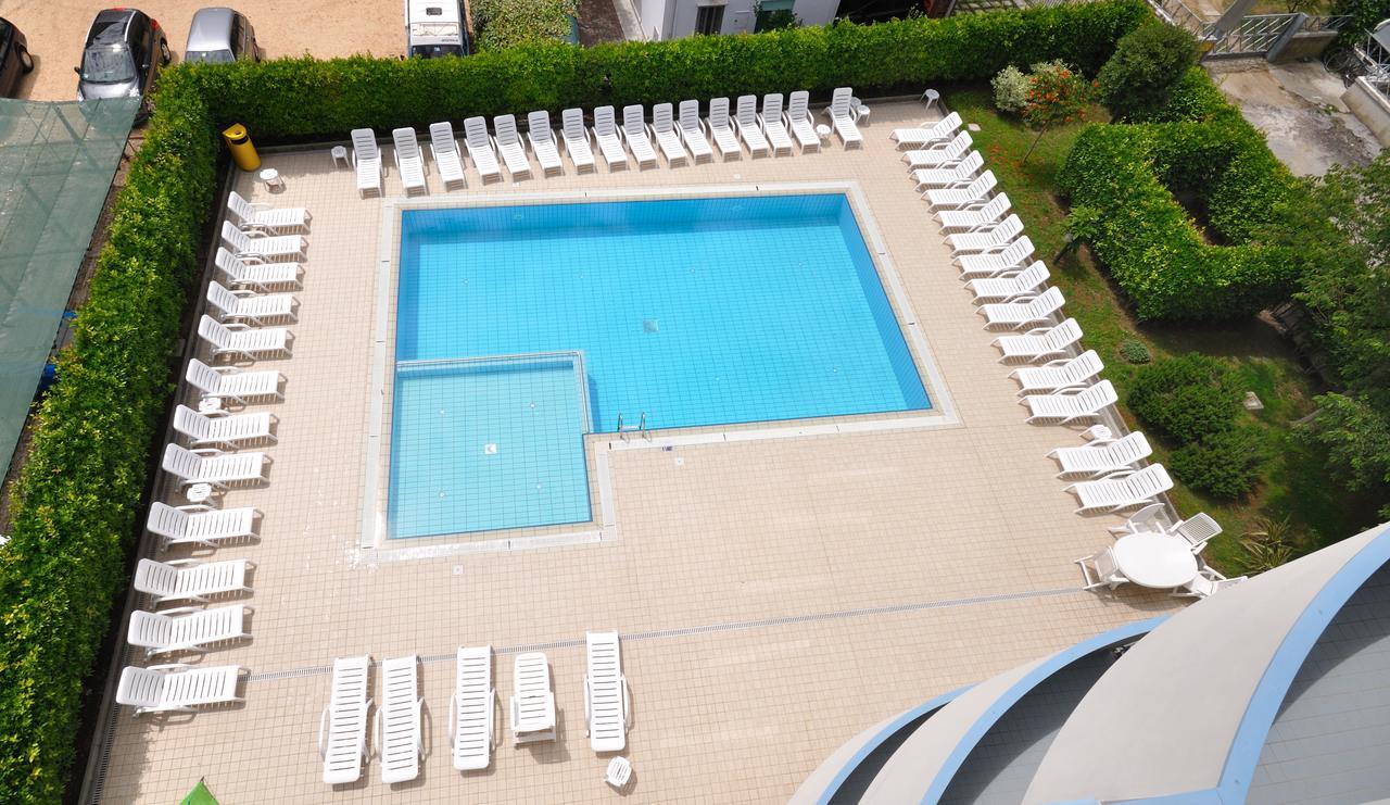 Residence Eurostar ビビオーネ エクステリア 写真